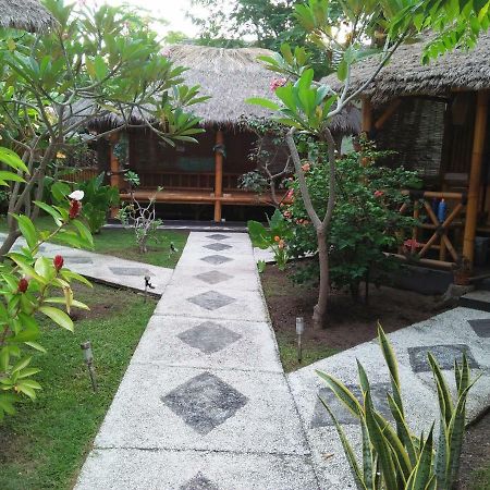 Tua Tua Keladi Bungalows Gili Air Eksteriør bilde