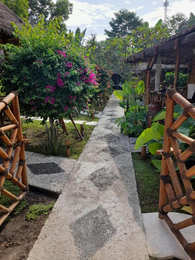 Tua Tua Keladi Bungalows Gili Air Eksteriør bilde