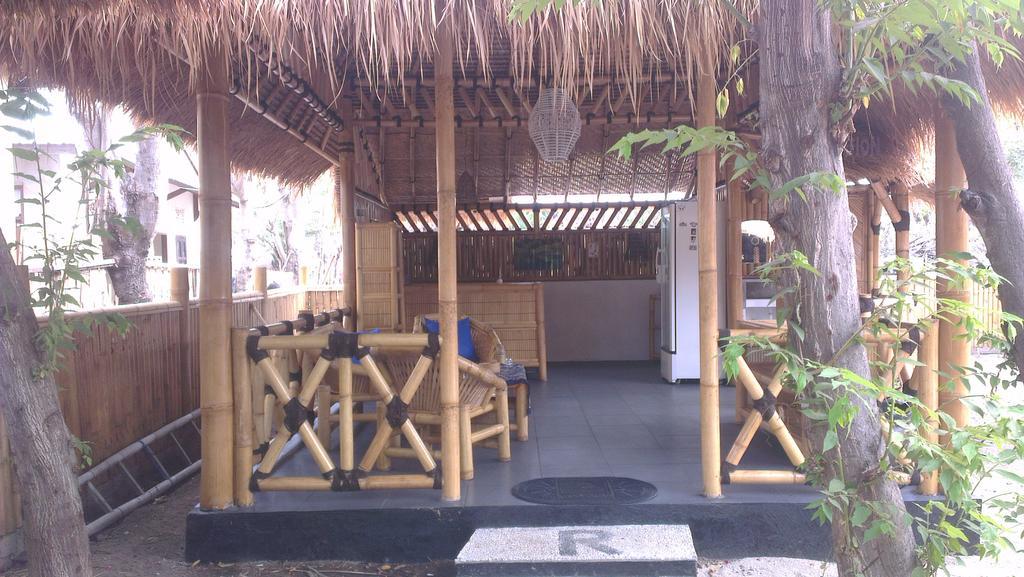 Tua Tua Keladi Bungalows Gili Air Eksteriør bilde